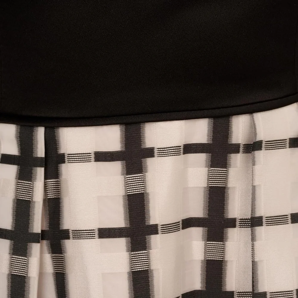 NWT- Adrianna Papell Long Formal Prom A-Line Dress BLACK & WHITE /size 10 - NEW - Picture 4 of 12